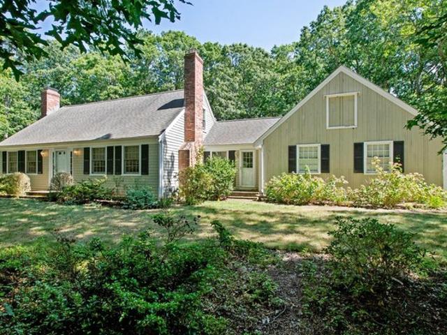 House for sale in Barnstable