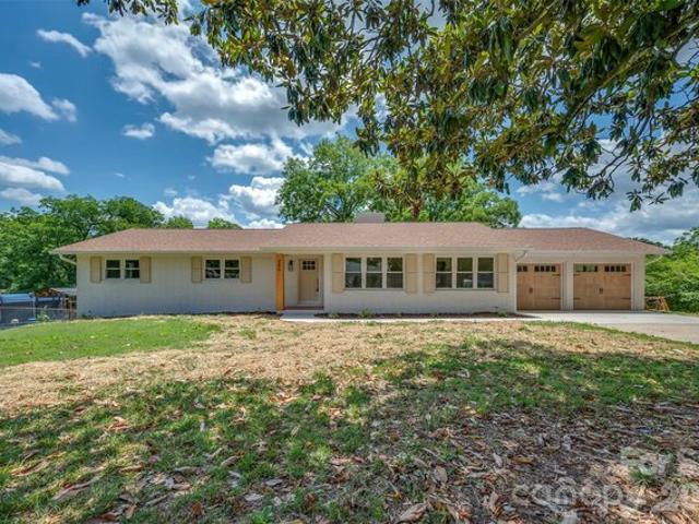 House for sale in Mooresboro, North Carolina