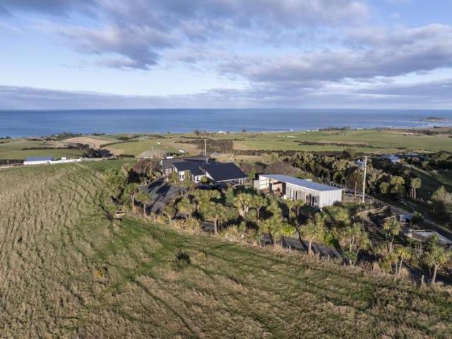 Property for sale in Otakou