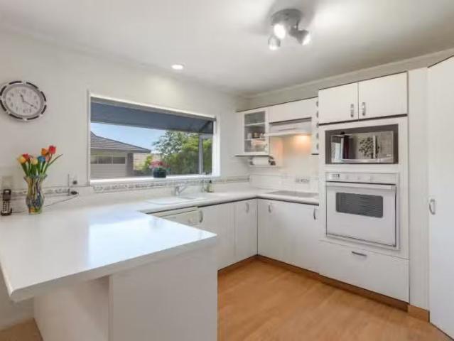 House for sale in Omokoroa, Bay Of Plenty