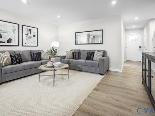 Townhouse for sale in Virginia