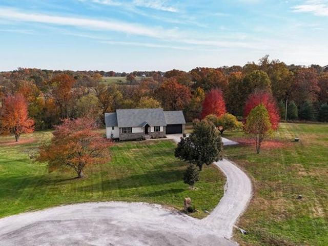 House for sale in Clever, Missouri