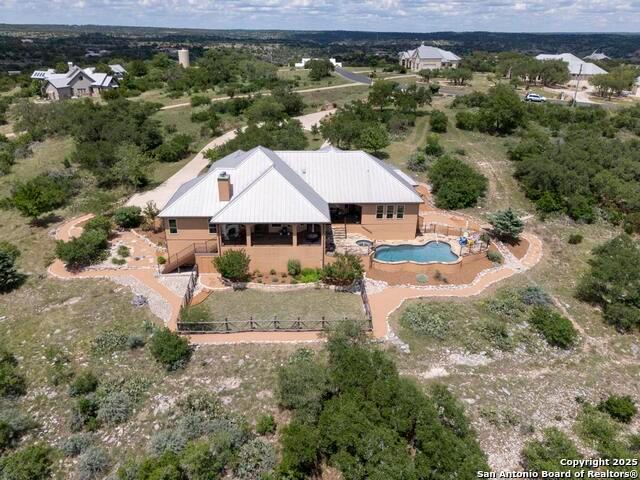 House for sale in Comfort