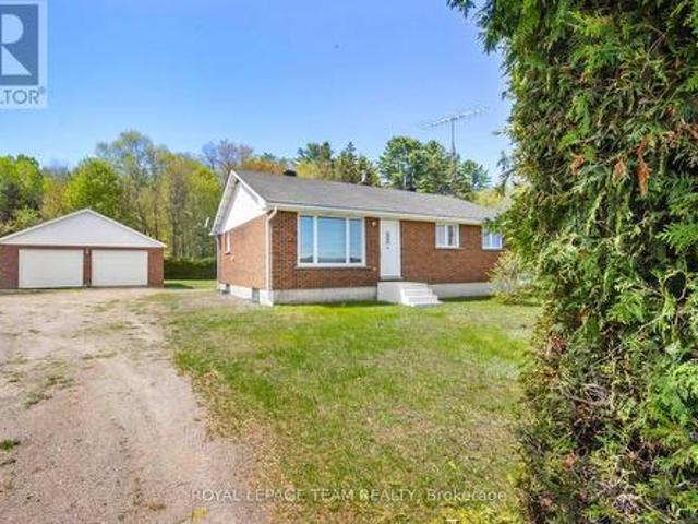 House for sale in Renfrew, Ontario
