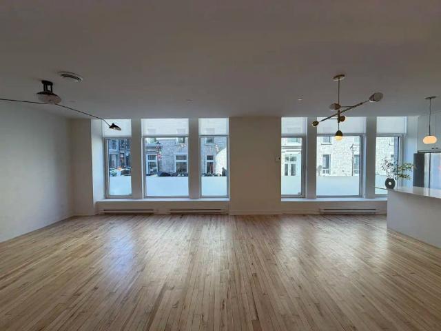 Apartment for rent in Vieux-Montréal, Montréal
