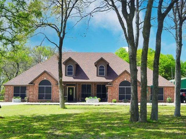 House for sale in Wise, Texas