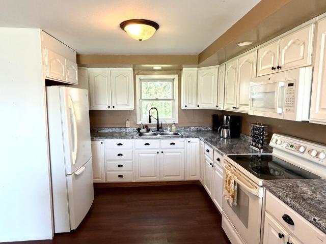 House for sale in Roseau, Minnesota