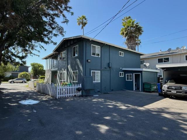 House for sale in Campbell