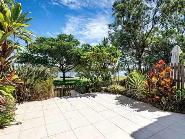 Condo for rent in Gold Coast, Gold Coast Urban