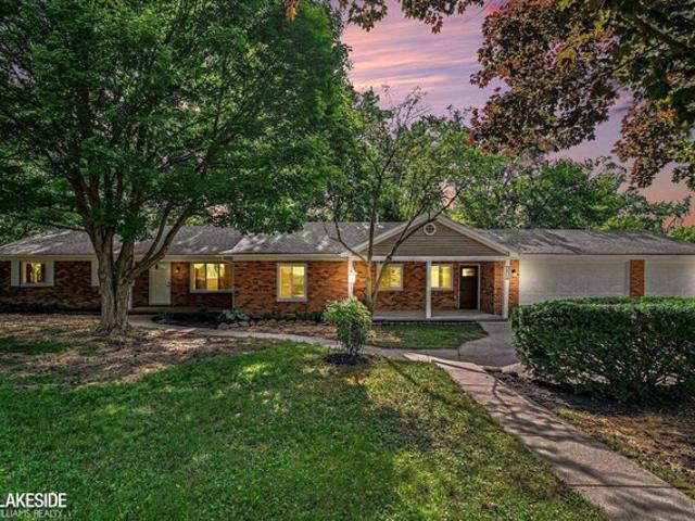 House for sale in Rochester Hills, Michigan