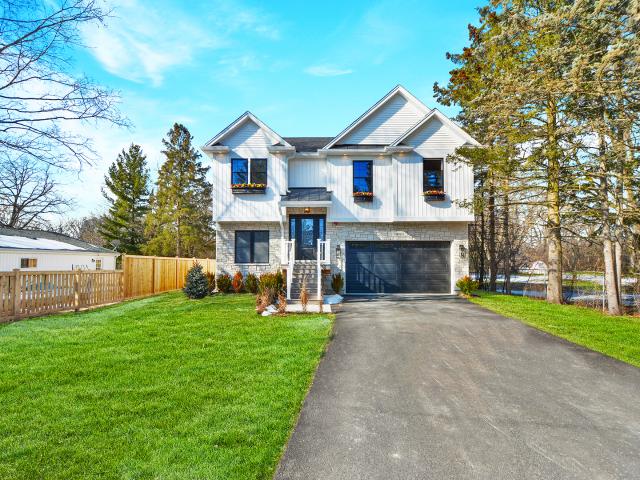 House for sale in Wauconda, Illinois
