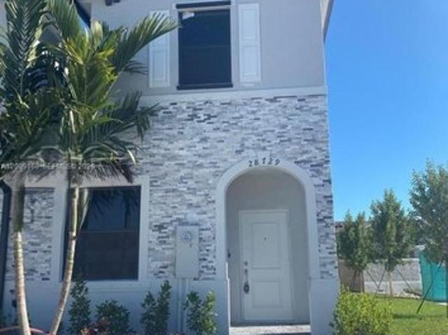 Townhouse for sale in Homestead, Florida
