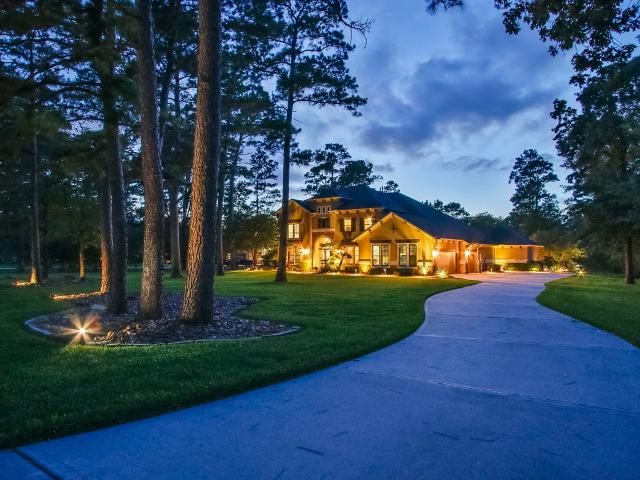 House for sale in Magnolia, Texas