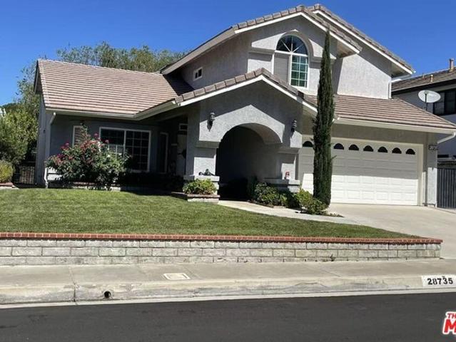 House for sale in Canyon Country, California