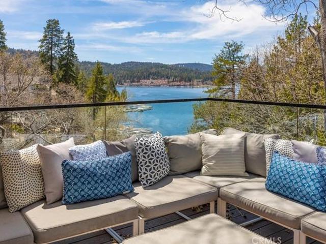 House for sale in Cedar Glen, California