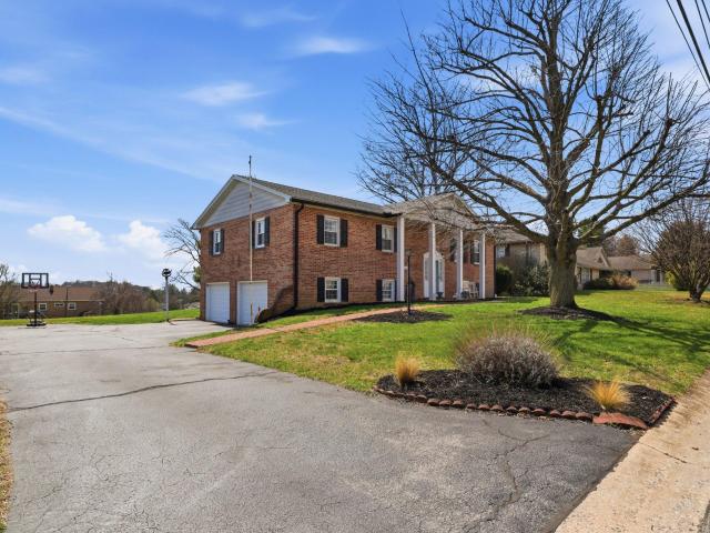 House for sale in Dallastown, Pennsylvania