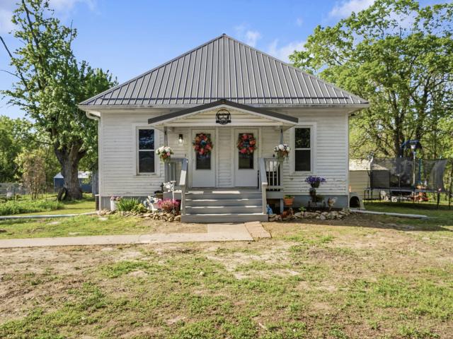 House for sale in Cooper, Missouri