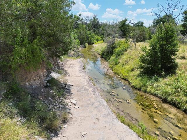 House for sale in Hamilton, Texas