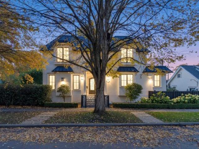 House for sale in West Point Grey, Vancouver