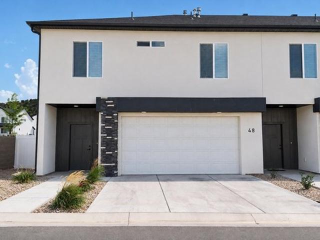 Townhouse for sale in Iron, Utah