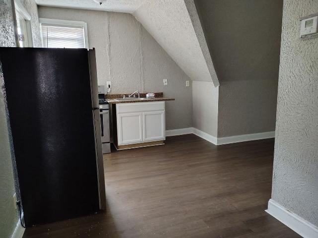 Apartment for rent in Amani, Milwaukee