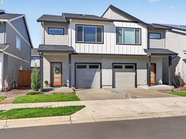 Townhouse for sale in Oregonia