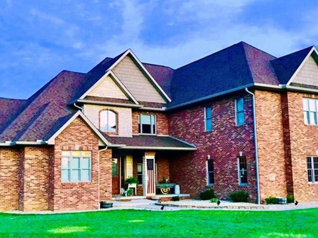 House for sale in Fulton, Illinois