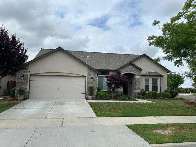 House for sale in Kingsburg, California