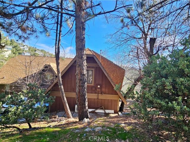 House for sale in North Shore, Lake Arrowhead
