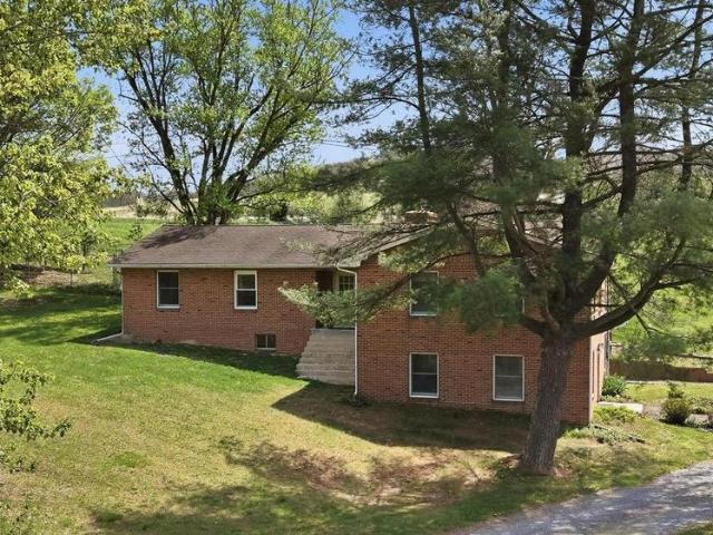 House for sale in High View, West Virginia