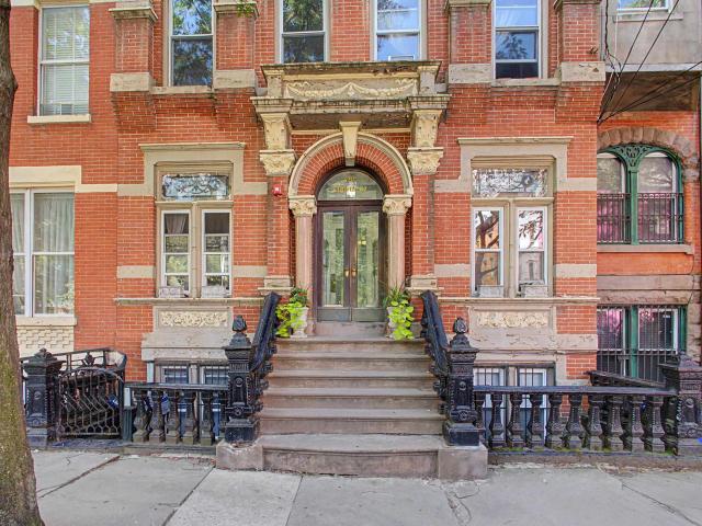Condo for sale in Hudson, New Jersey