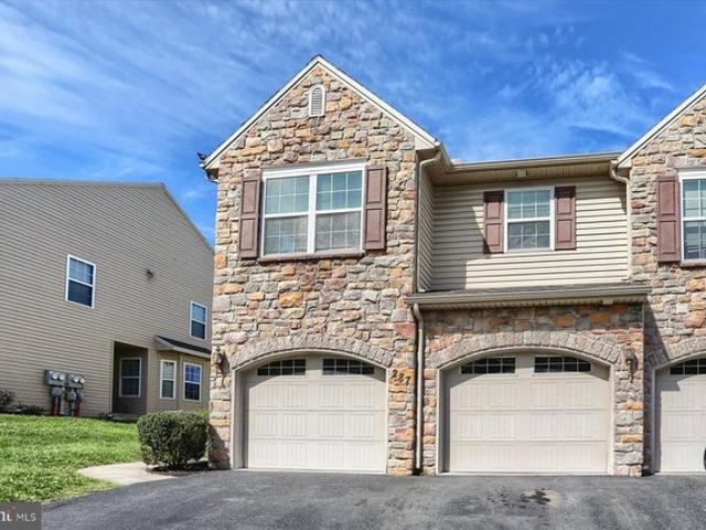 Townhouse for sale in New Cumberland, Cumberland County