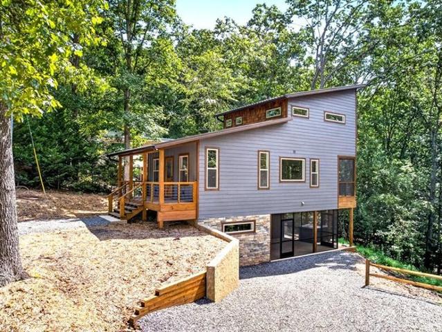 House for sale in Morganton, Georgia