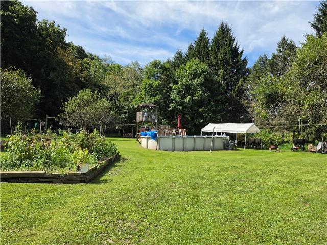 House for sale in Hostetter, Pennsylvania
