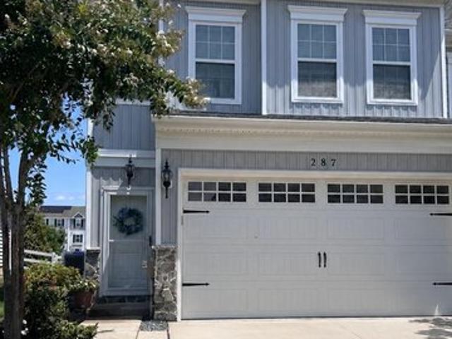 Townhouse for sale in Delaware