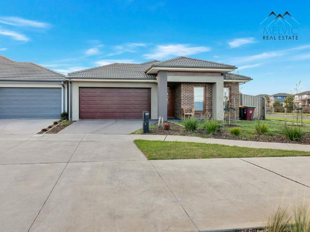 House for rent in Clyde North, Melbourne