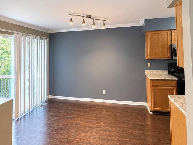 Condo for sale in South Elgin, Kane County