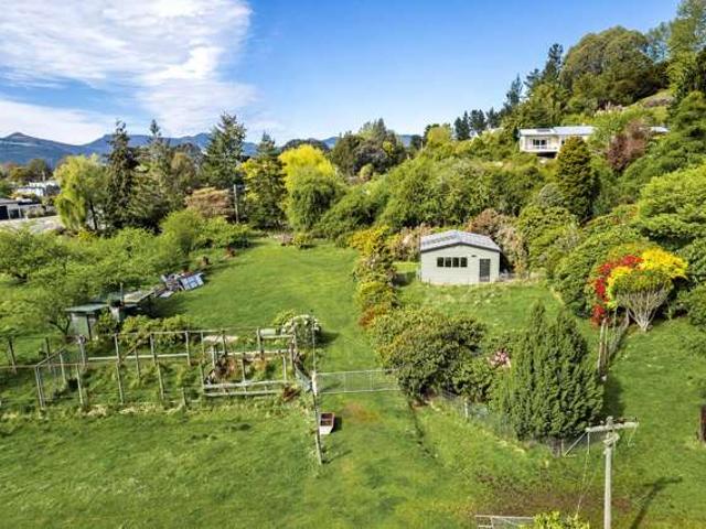 Property for sale in Otakou