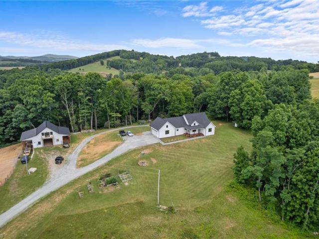 House for sale in Alleghany, North Carolina