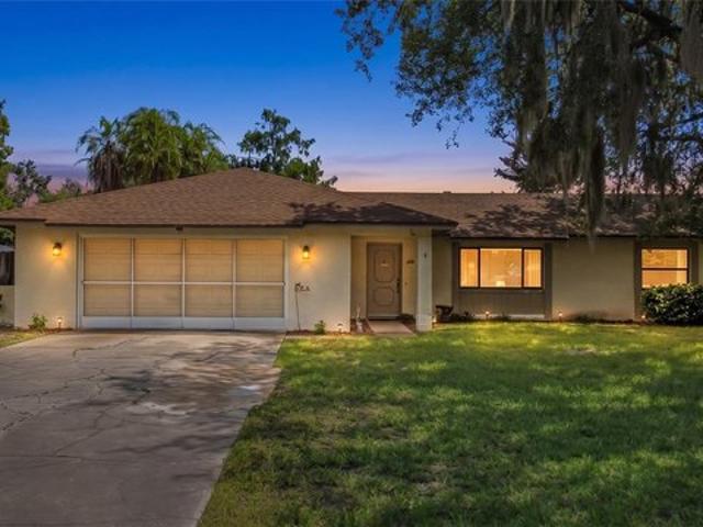 House for sale in Tavares, Florida