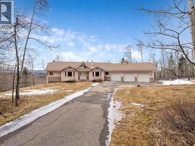 House for sale in Alberta