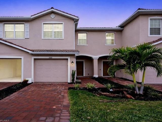 Townhouse for sale in Naples, Florida