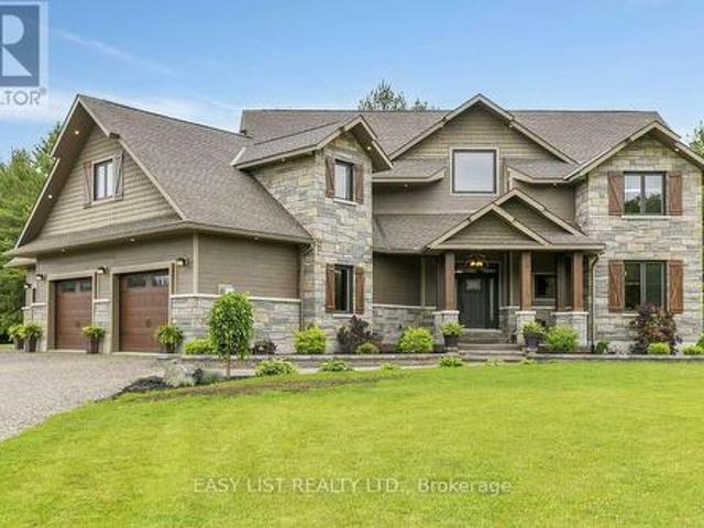 House for sale in Renfrew, Ontario