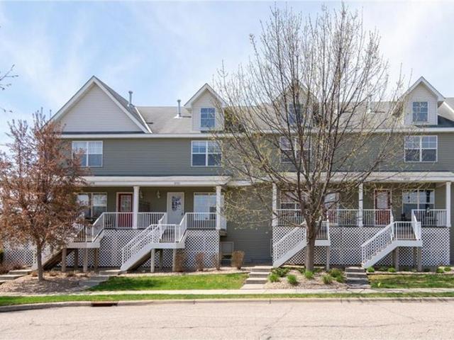 Townhouse for sale in Chaska, Minnesota