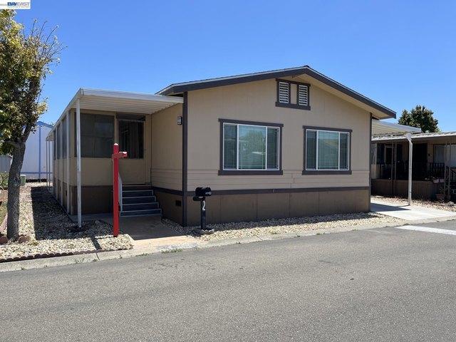 House for sale in Hayward, California