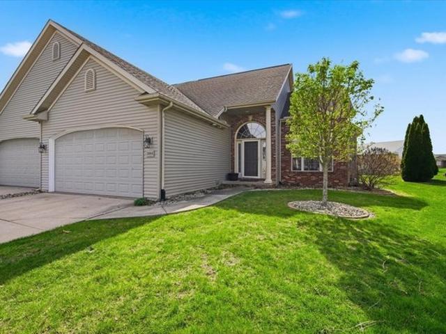 Townhouse for sale in Mclean, Illinois