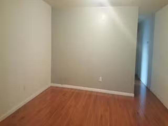 Condo for rent in Astoria