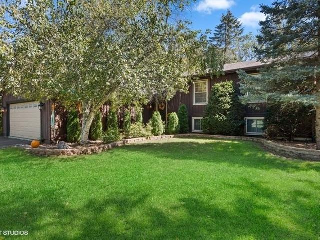House for sale in Wauconda, Illinois