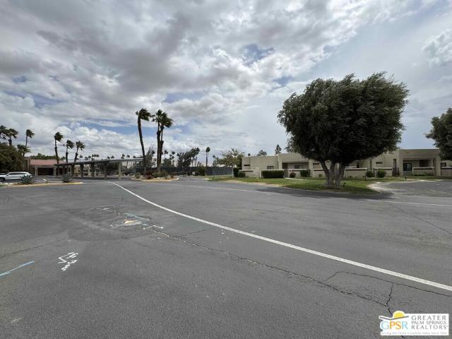 Condo for sale in Cathedral City, California