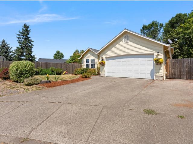 House for sale in Oregonia